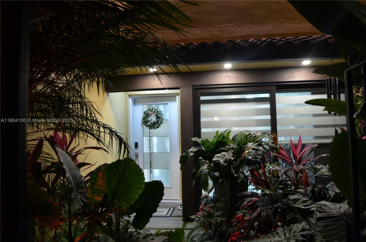 3629 Estepona Ave, Doral, FL 33178 Photo