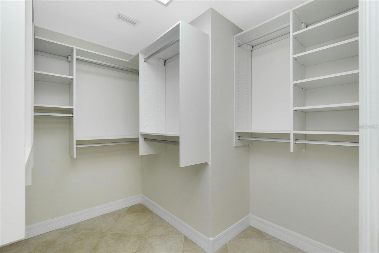 12001 SW Kingsway Circle, Lake Suzy, FL 34269 Photo