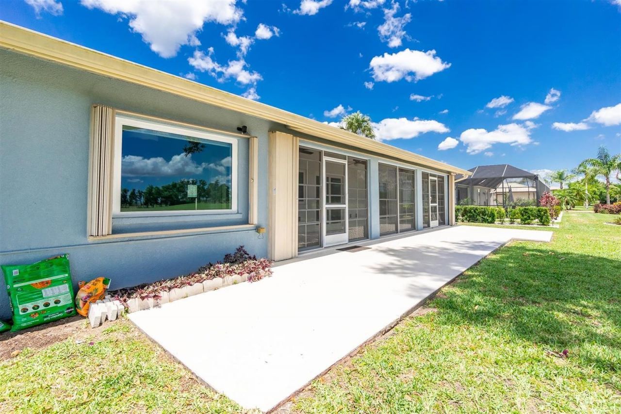 12001 SW Kingsway Circle, Lake Suzy, FL 34269 Photo