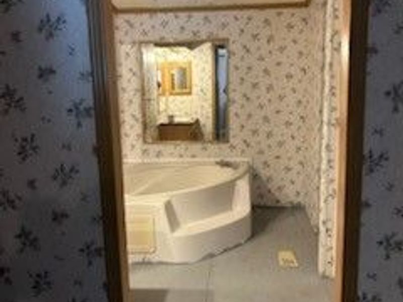 17607 Halleys Ridge Road, Pleasant City, OH 43772 Photo 14