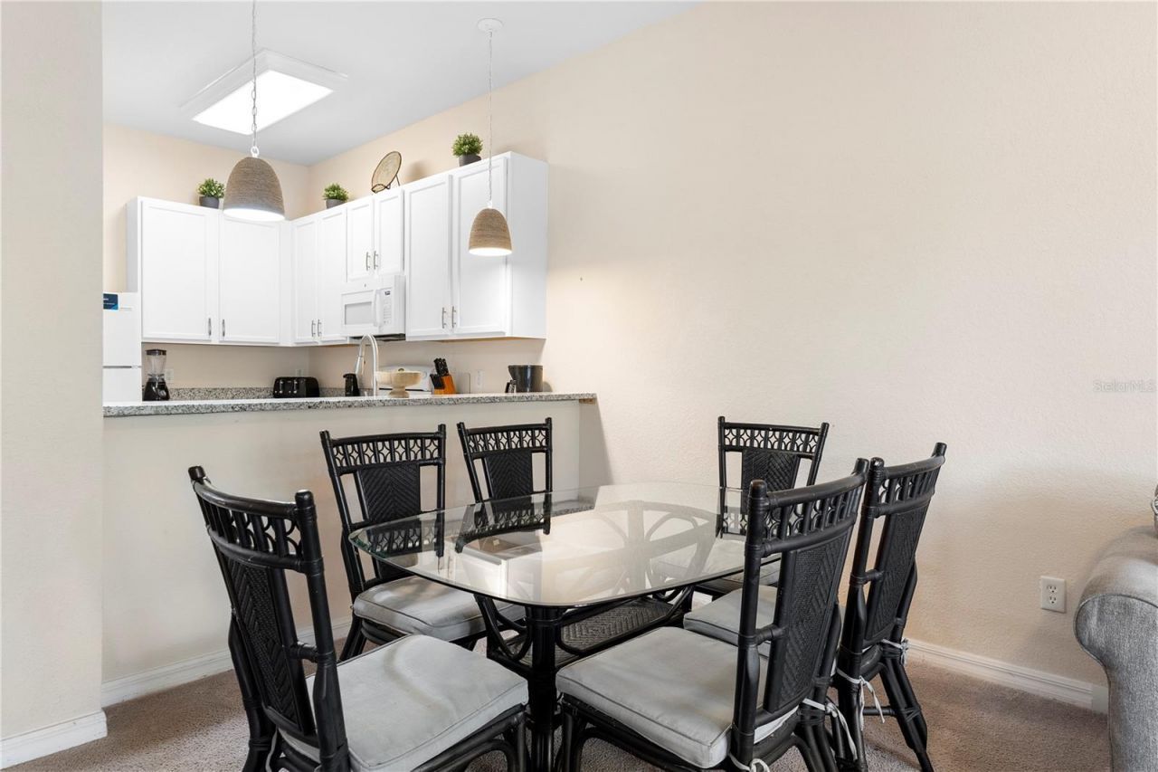 607 Gran Bahama Boulevard, Unit B29/U607, Davenport, FL 33897 Photo