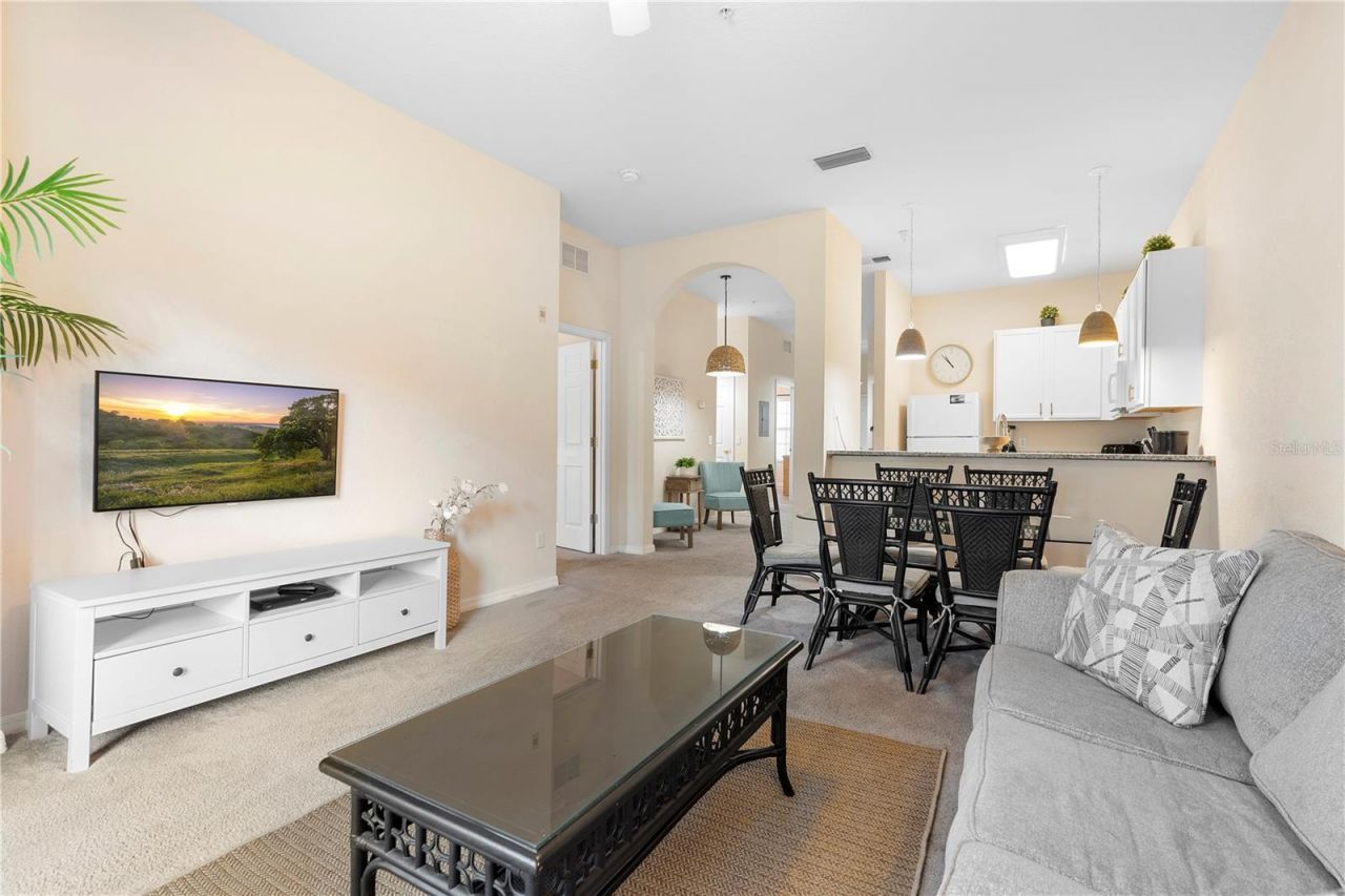 607 Gran Bahama Boulevard, Unit B29/U607, Davenport, FL 33897 Photo