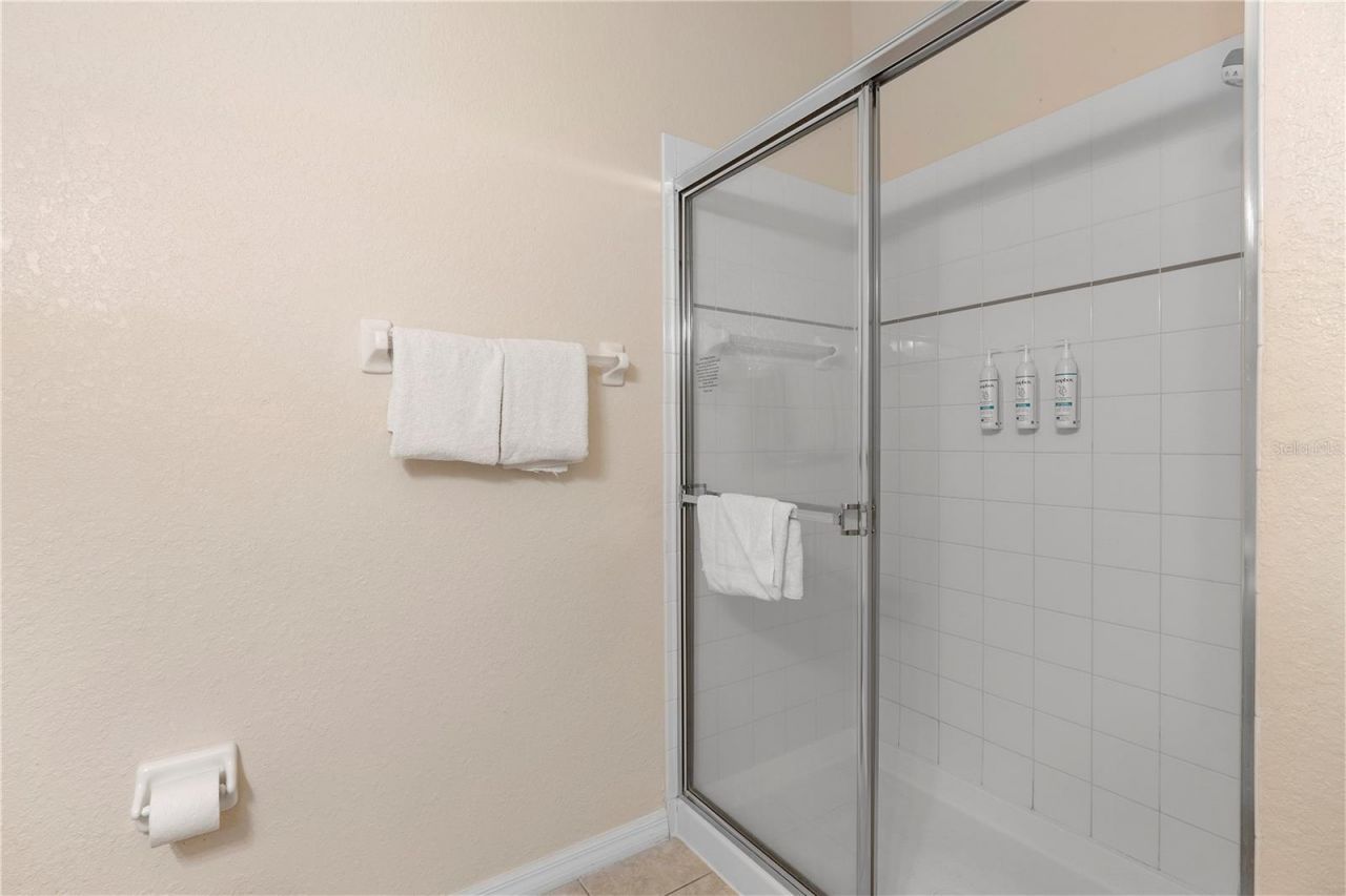 607 Gran Bahama Boulevard, Unit B29/U607, Davenport, FL 33897 Photo