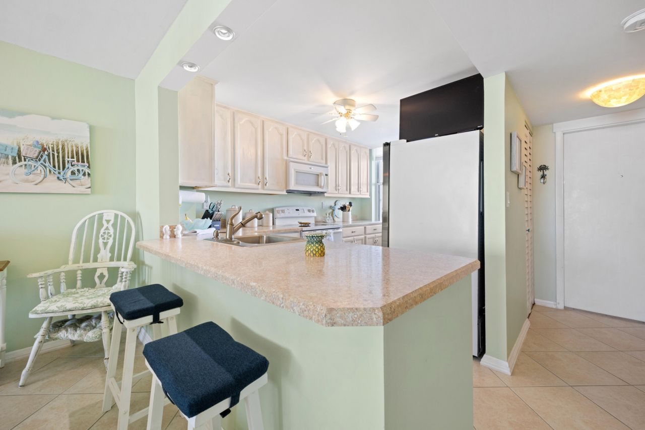 10680 S Ocean Drive, Unit 306, Jensen Beach, FL 34957 Photo