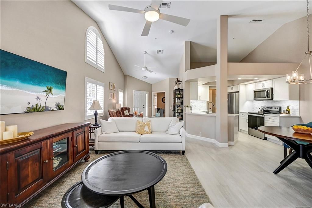 13900 Southampton Dr, Unit 3004, Bonita Springs, FL 34135 Photo