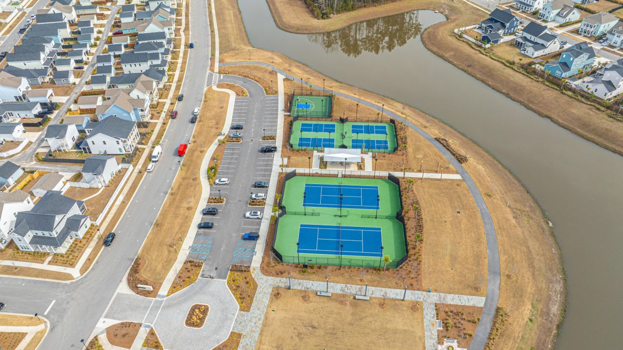 318 Ripple Park Drive Photo 100