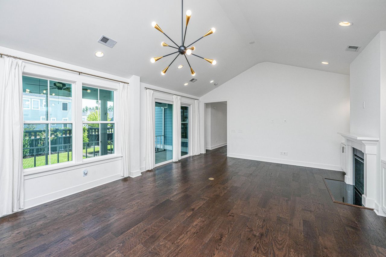 318 Ripple Park Drive Photo 11