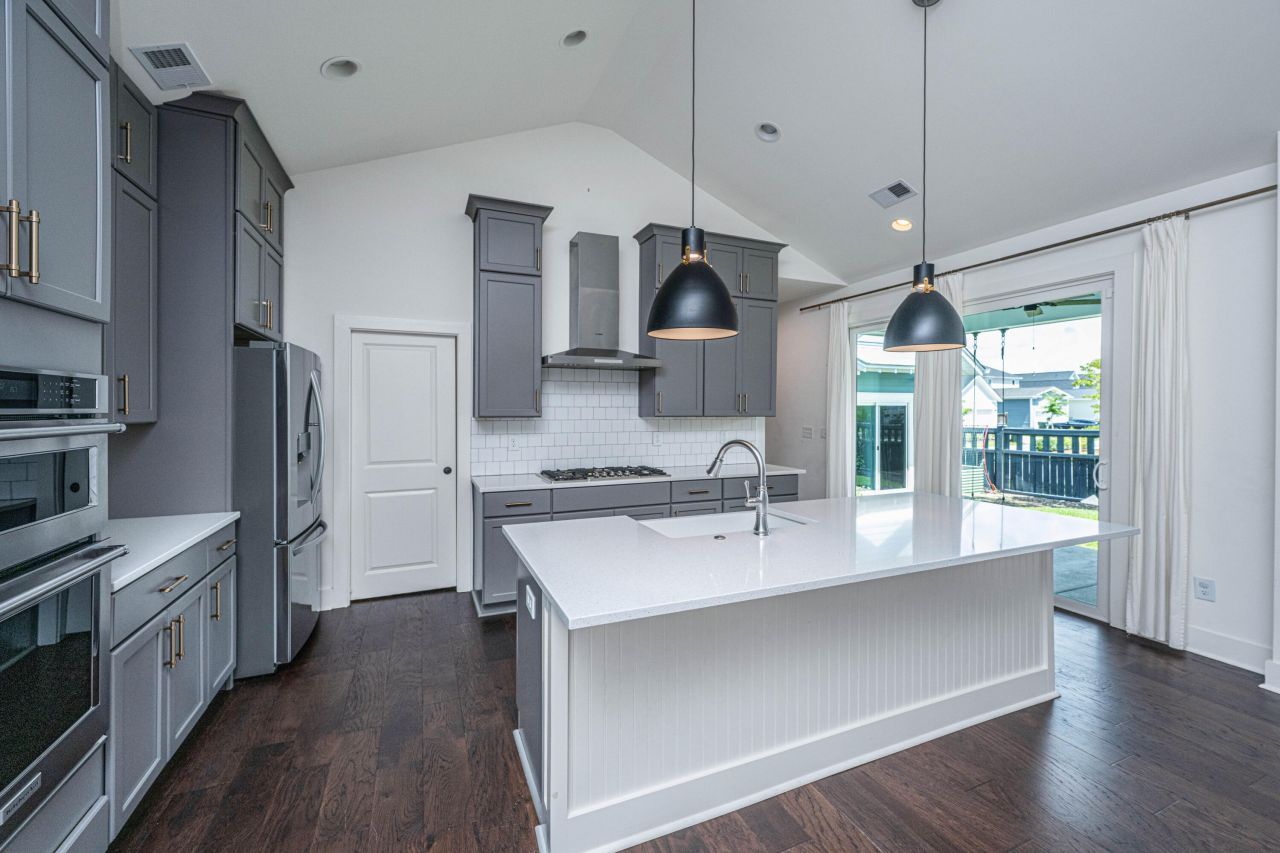 318 Ripple Park Drive Photo 17