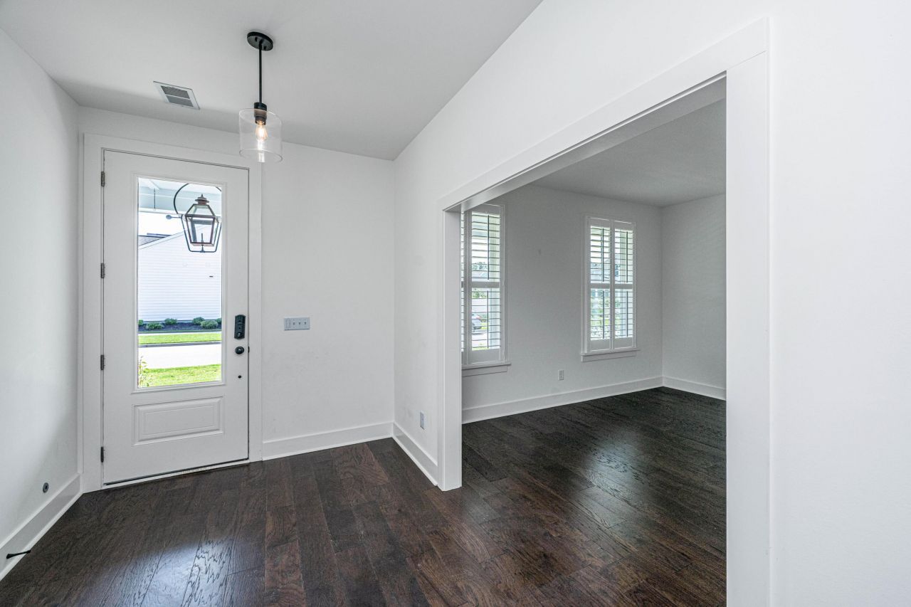 318 Ripple Park Drive Photo 7