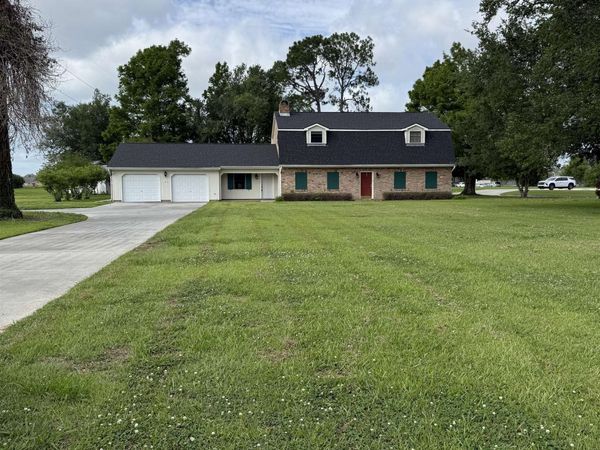 1611 St Mary St, Thibodaux, LA 70301