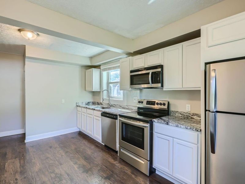 75 N Huron Avenue, Columbus, OH 43204 Photo 10