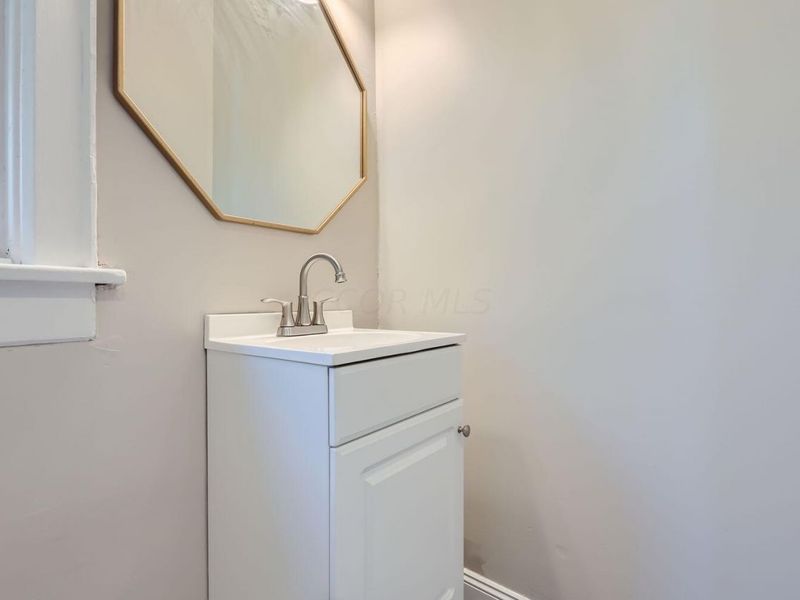 75 N Huron Avenue, Columbus, OH 43204 Photo 13