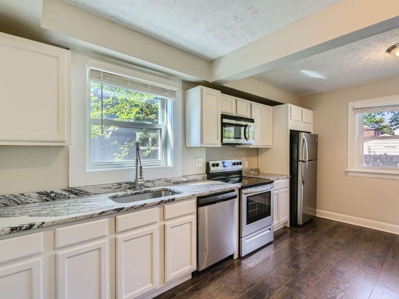 75 N Huron Avenue, Columbus, OH 43204 Photo 9