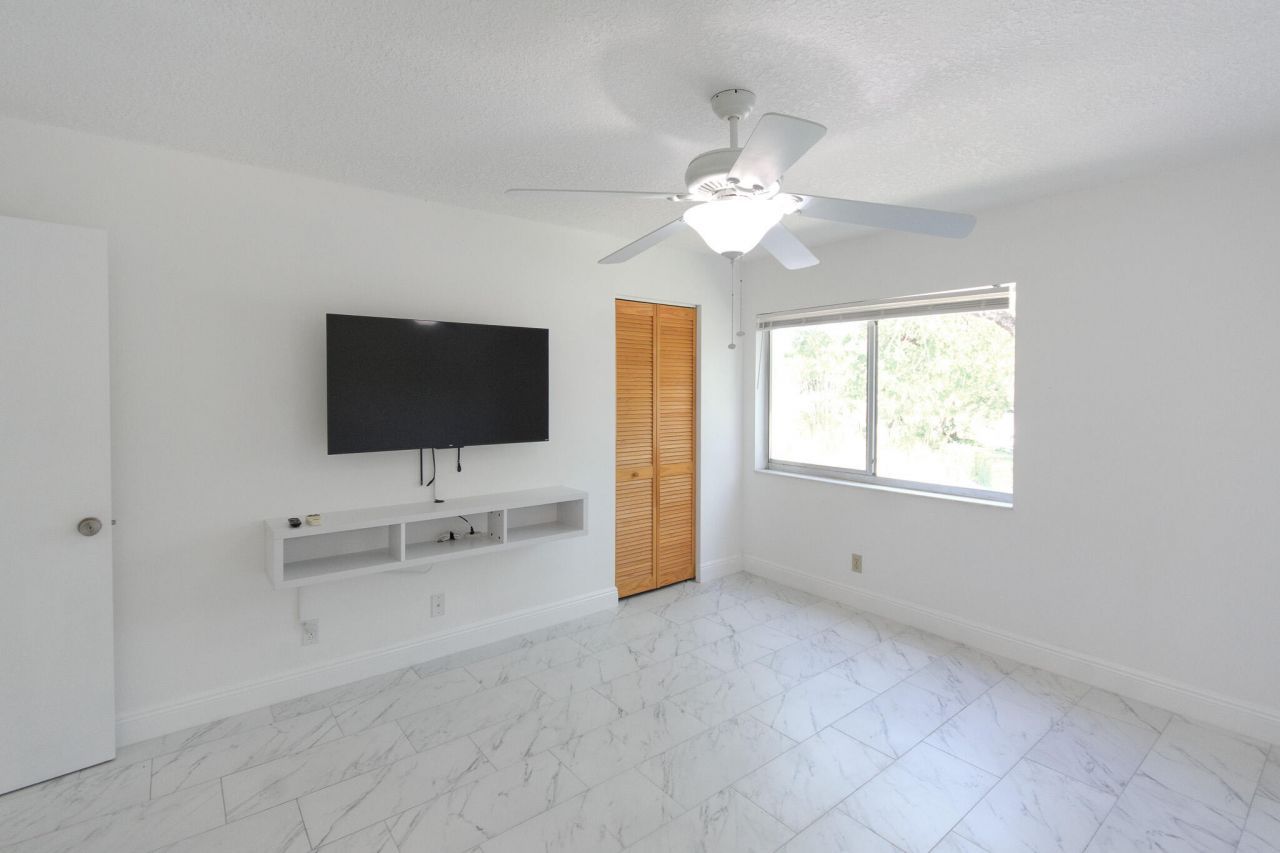 4899 Sable Pine Circle, Unit A2, West Palm Beach, FL 33417 Photo