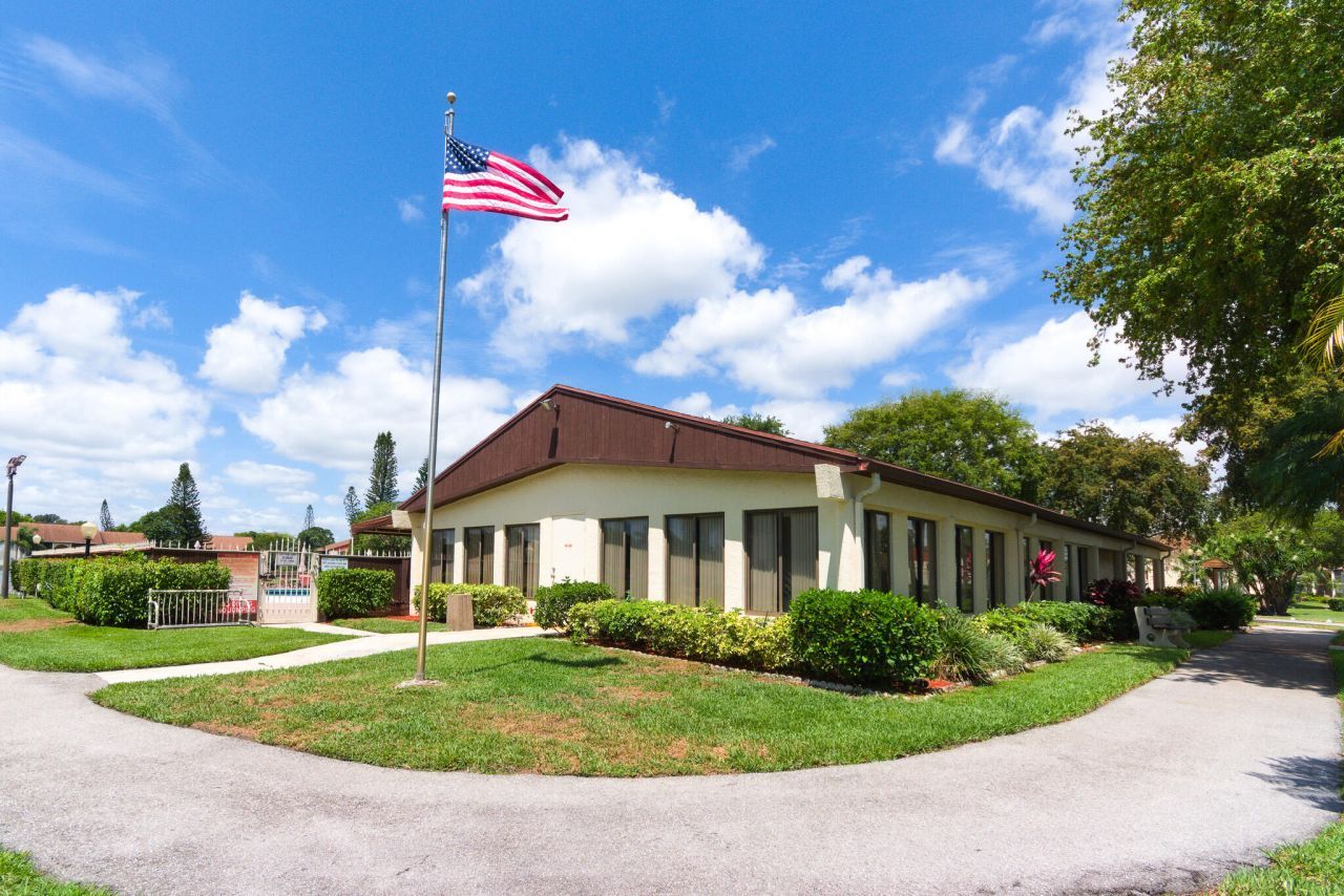 4899 Sable Pine Circle, Unit A2, West Palm Beach, FL 33417 Photo