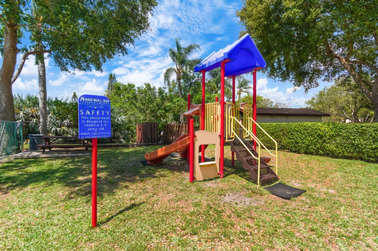 4899 Sable Pine Circle, Unit A2, West Palm Beach, FL 33417 Photo