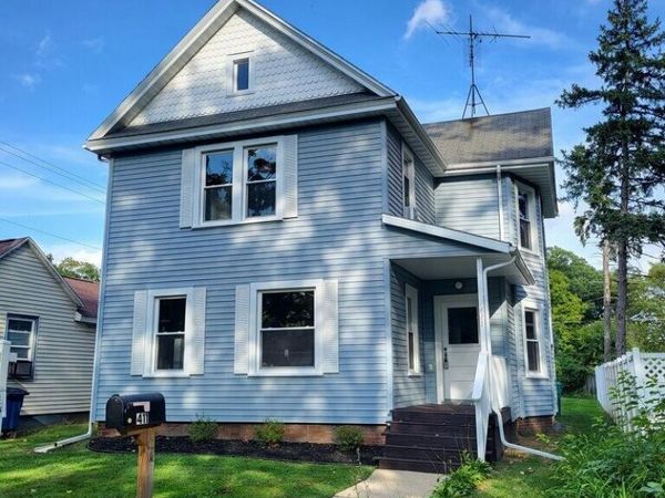 411 E Street, La Porte, IN 46350