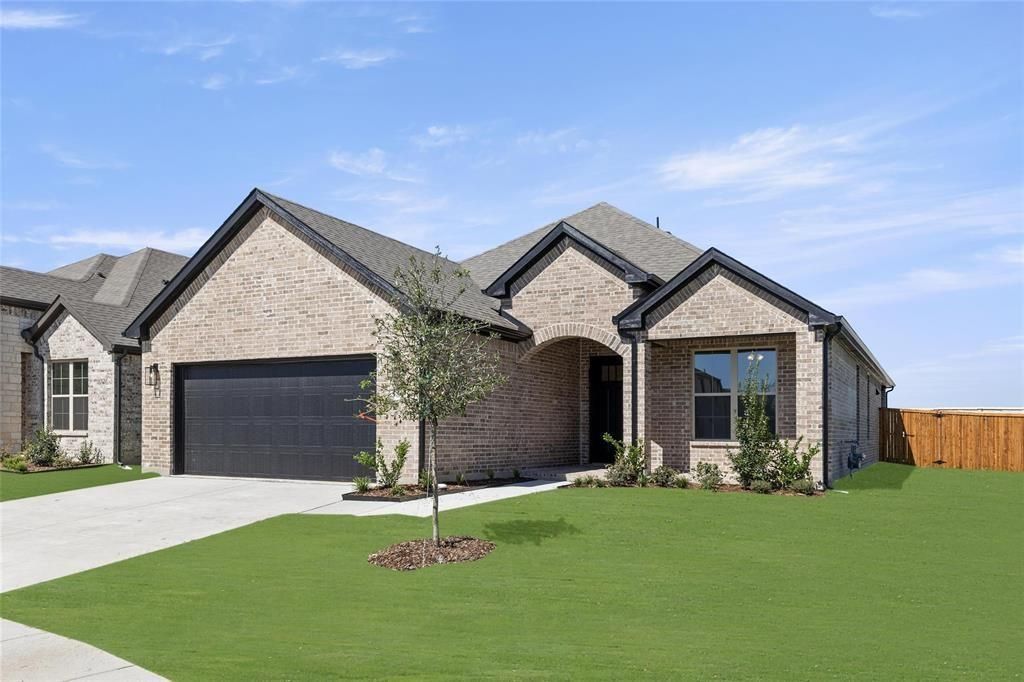589 Silver Springs Lane, Lavon, TX 75166 Main Photo