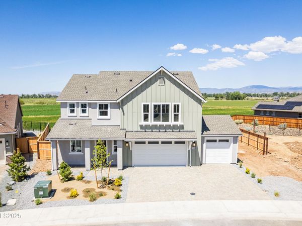 620 Sage Grouse Lp, Gardnerville, NV 89460