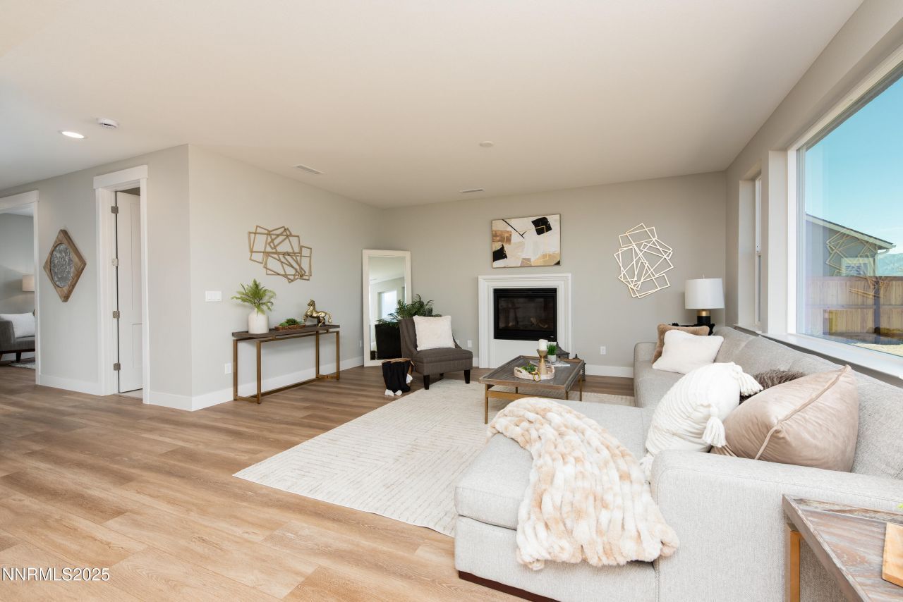 620 Sage Grouse Lp, Gardnerville, NV 89460 Photo