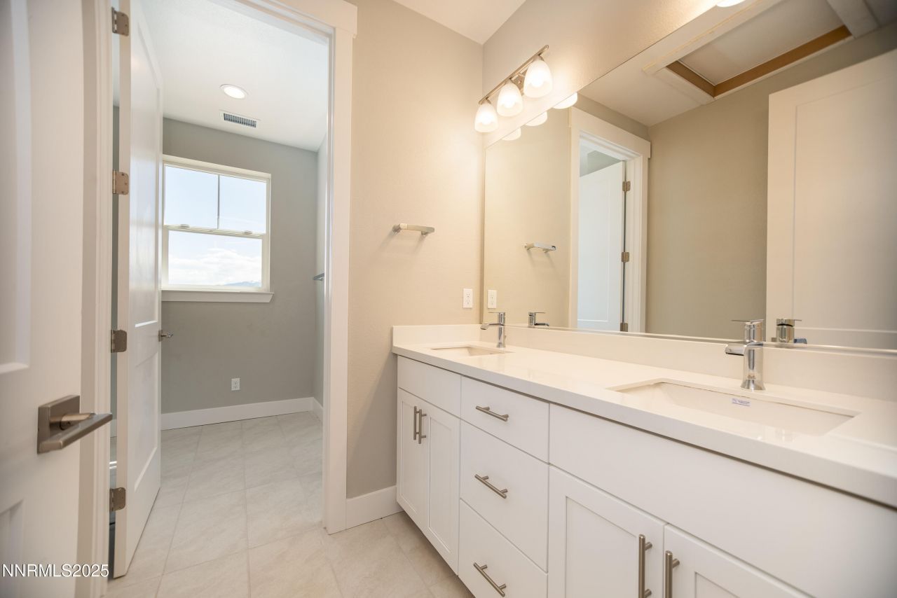 620 Sage Grouse Lp, Gardnerville, NV 89460 Photo