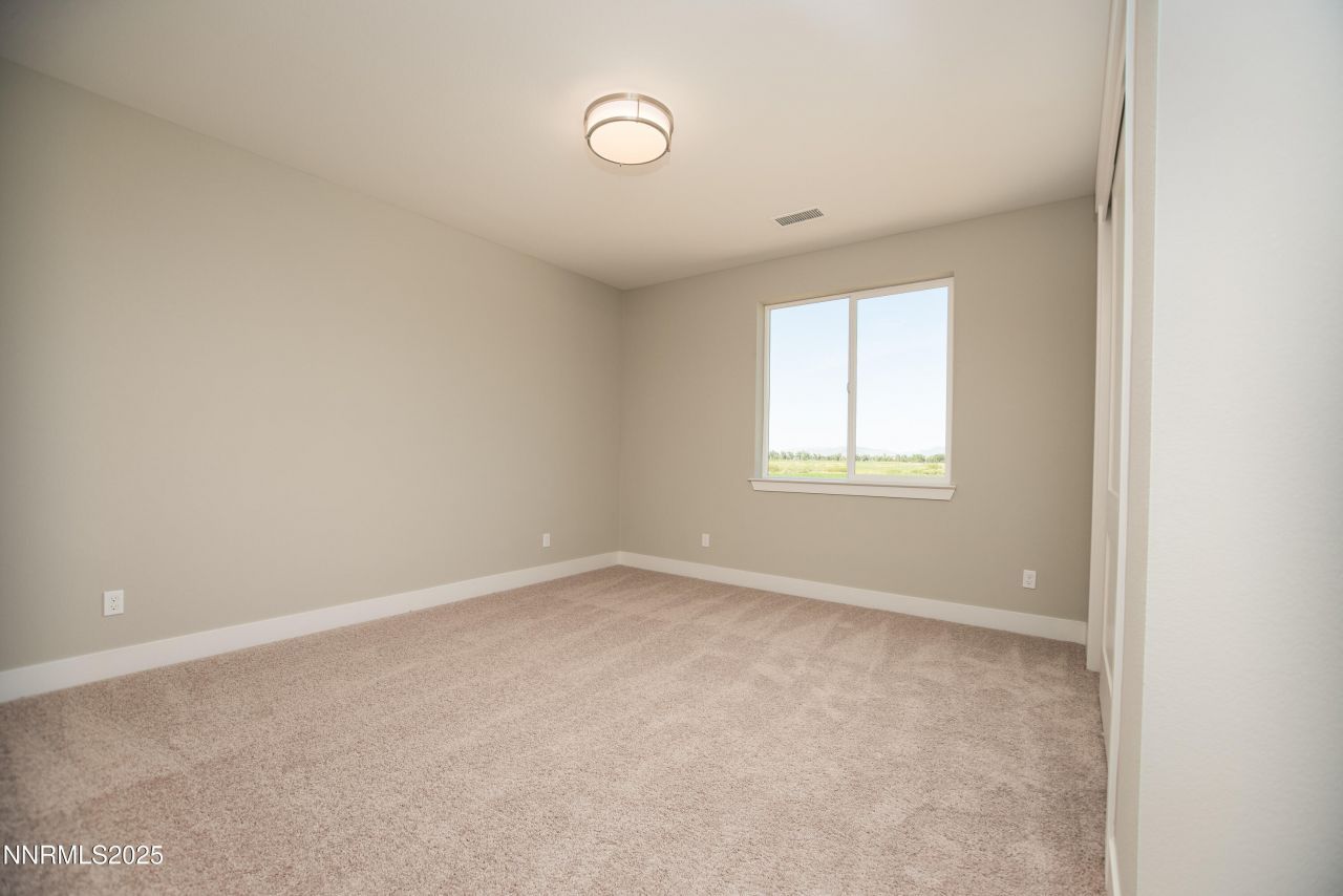 620 Sage Grouse Lp, Gardnerville, NV 89460 Photo