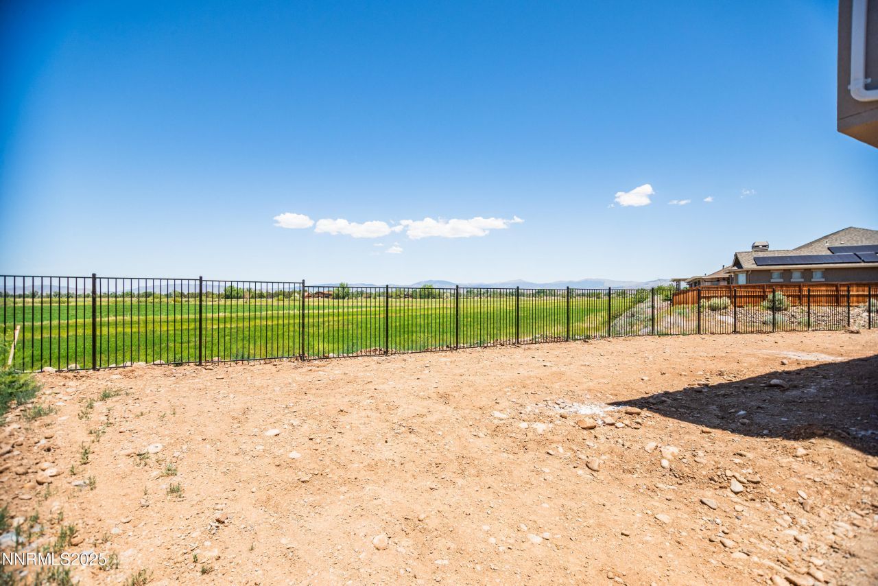 620 Sage Grouse Lp, Gardnerville, NV 89460 Photo