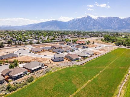 620 Sage Grouse Lp, Gardnerville, NV 89460 Photo