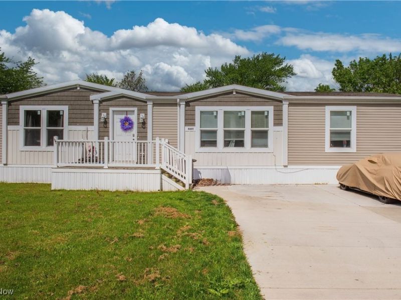 4691 Scenic Drive, Ravenna, OH 44266 Photo 1