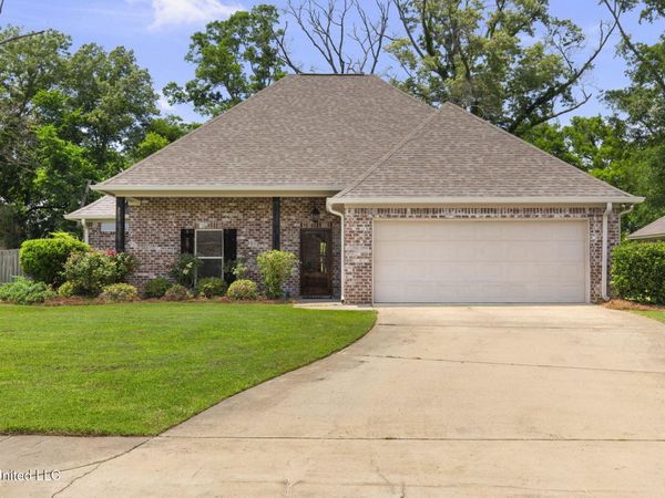 125 Rhodes Lane, Canton, MS 39046