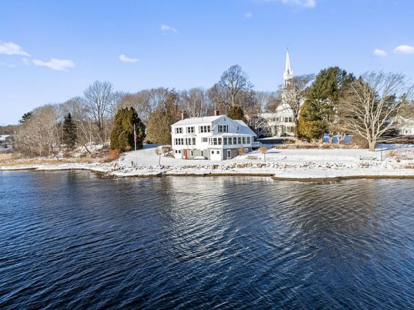 15 Church Lane, Phippsburg, ME 04562