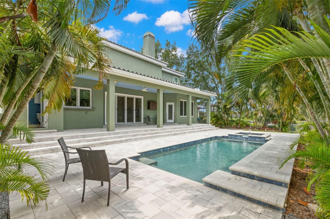 1171 Red Maple Circle Ne, Saint Petersburg, FL 33703 Photo