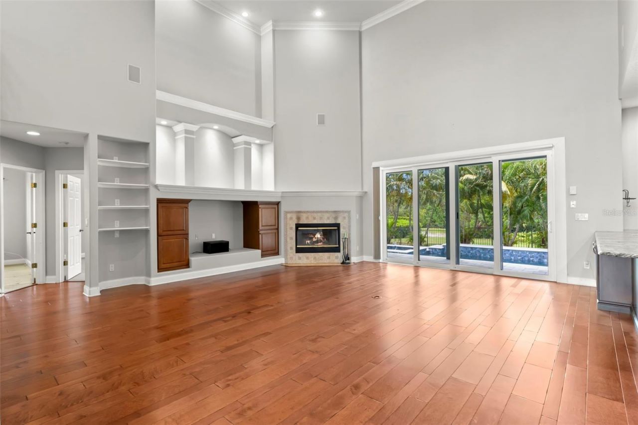 1171 Red Maple Circle Ne, Saint Petersburg, FL 33703 Photo