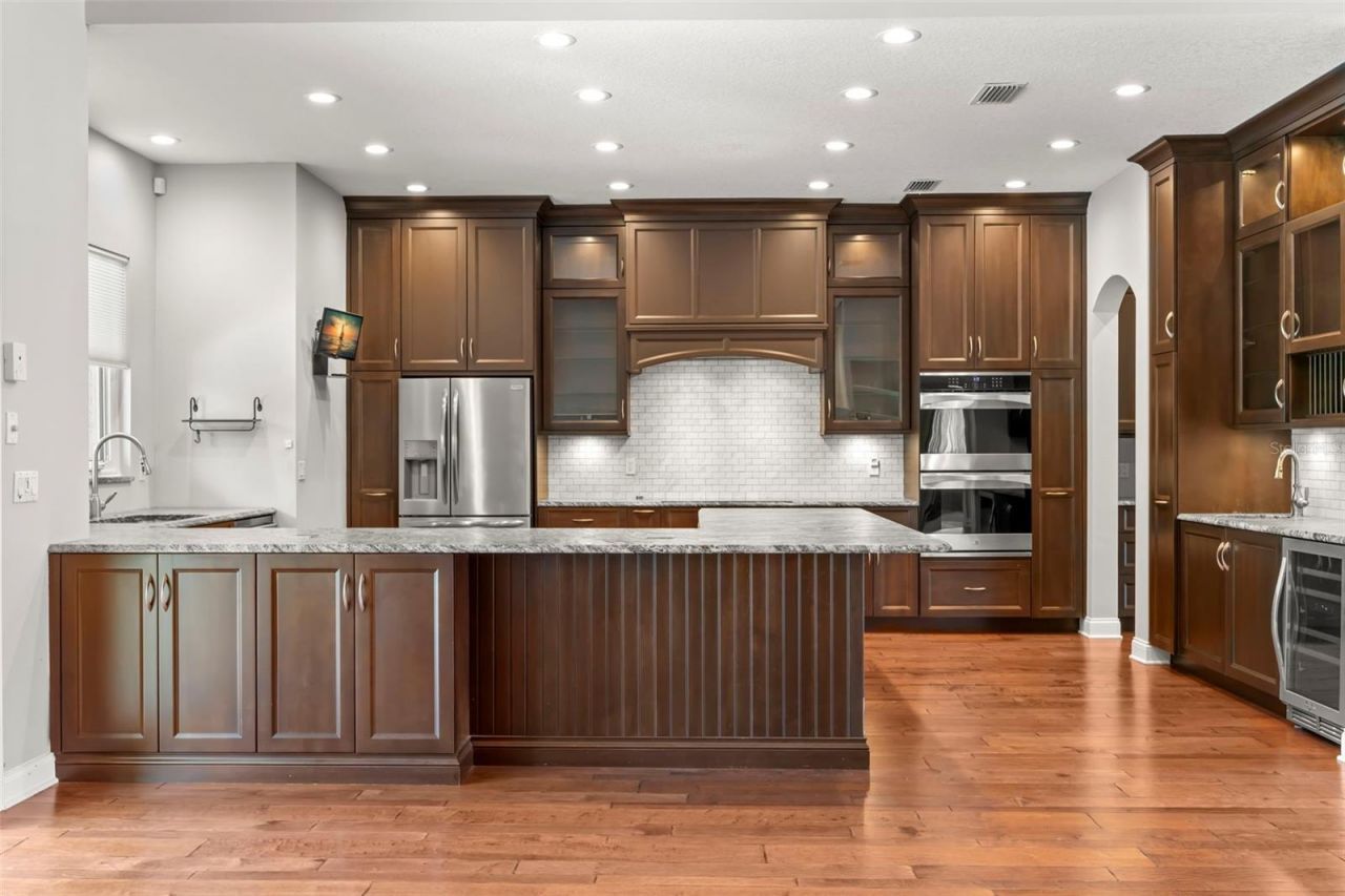 1171 Red Maple Circle Ne, Saint Petersburg, FL 33703 Photo