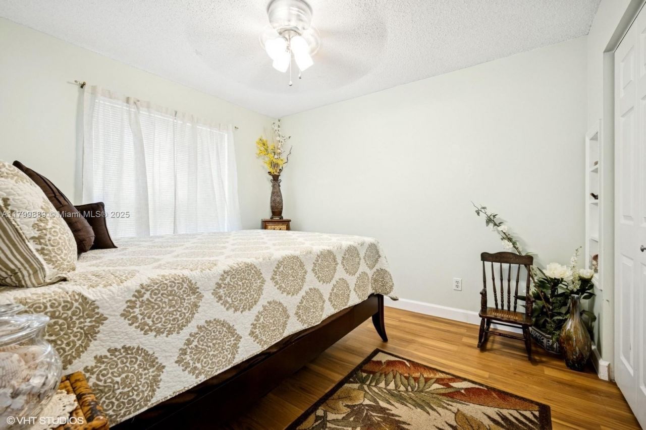 1910 SW 183rd Ter, Miramar, FL 33029 Photo