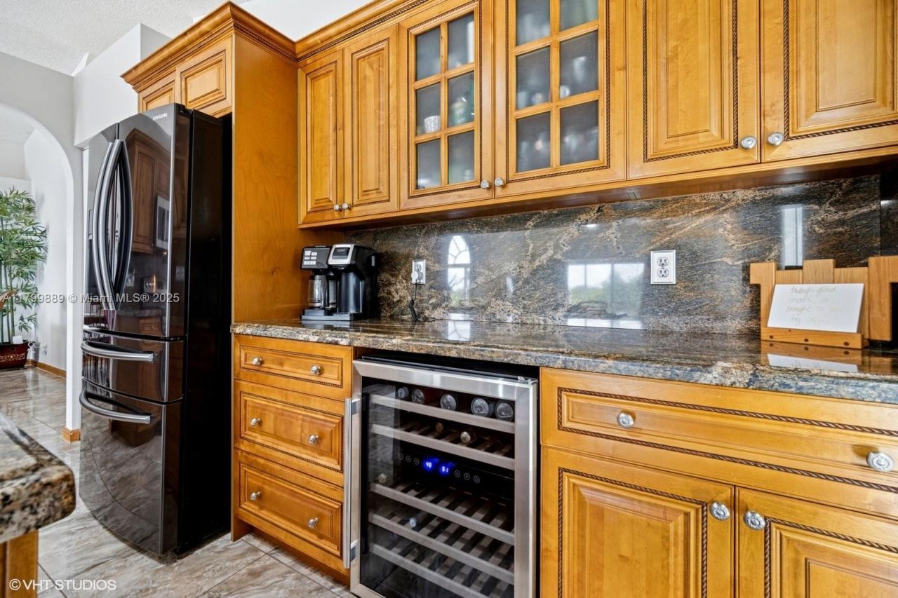 1910 SW 183rd Ter, Miramar, FL 33029 Photo