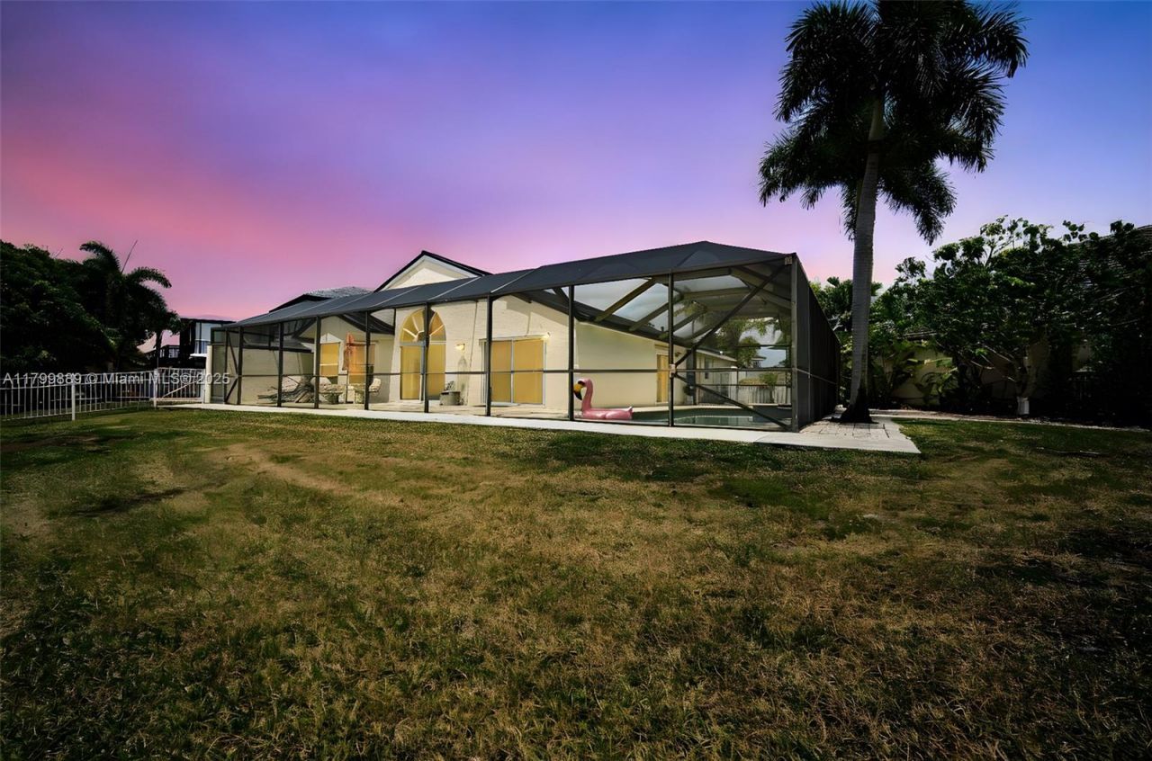 1910 SW 183rd Ter, Miramar, FL 33029 Photo