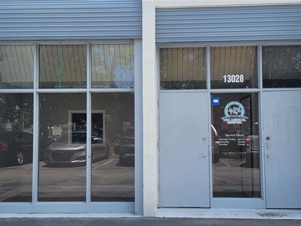 13028 SW 120th St, Unit 9, Miami, FL 33186