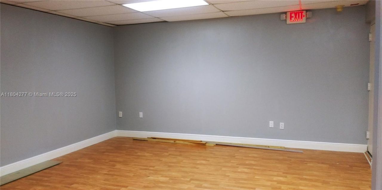 13028 SW 120th St, Unit 9, Miami, FL 33186 Photo