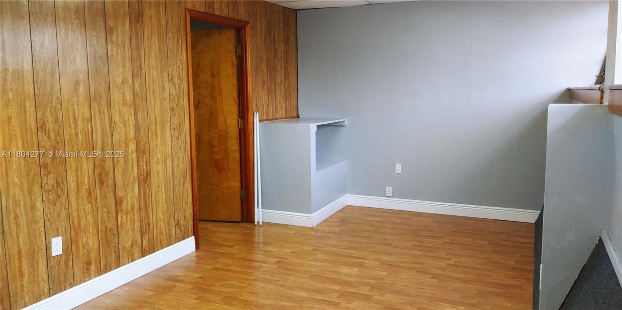 13028 SW 120th St, Unit 9, Miami, FL 33186 Photo