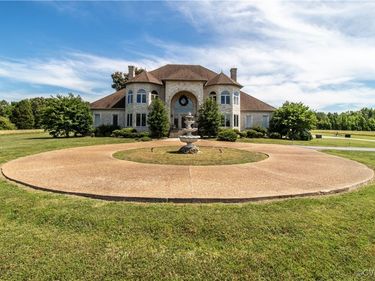 5301 Middle Road, Prince George, VA 23875