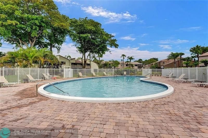 1668 Cypress Pointe Drive, Unit 1668, Coral Springs, FL 33071 Photo