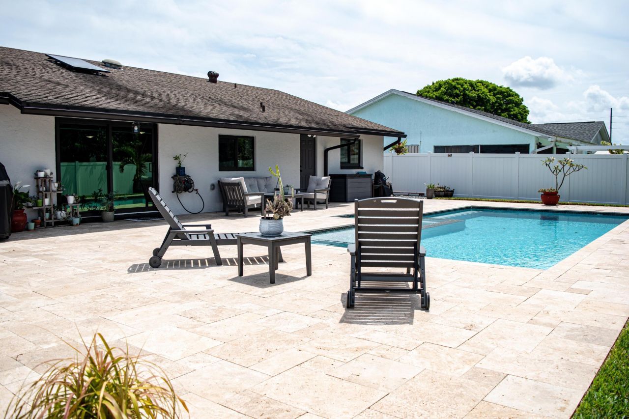 5432 Sandhurst Circle S, Lake Worth, FL 33463 Photo