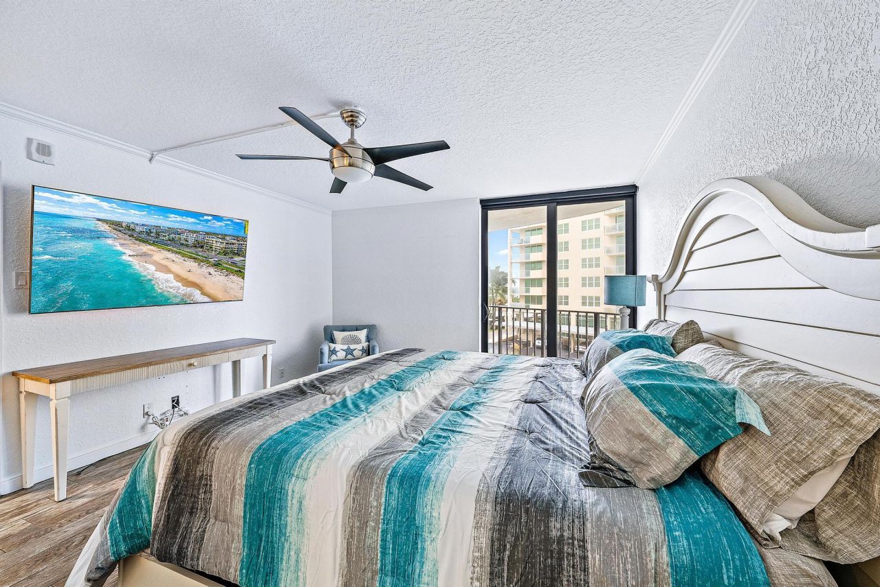 5420 N Ocean Drive, Unit 305, Singer Island, FL 33404 Photo