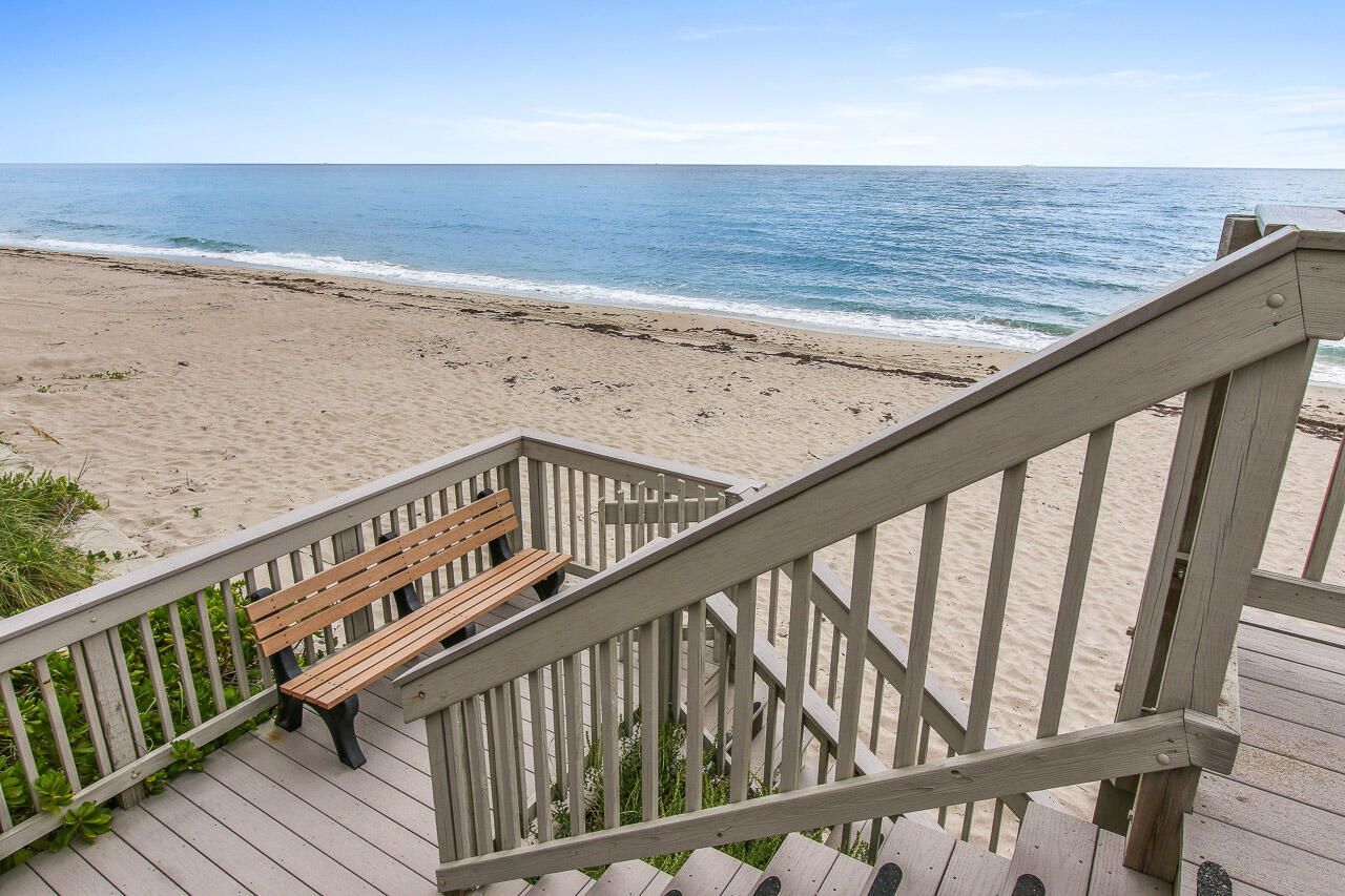 5420 N Ocean Drive, Unit 305, Singer Island, FL 33404 Photo