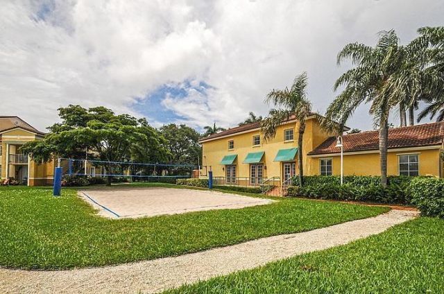 160 Yacht Club 206 Way, Unit 206, Hypoluxo, FL 33462 Photo