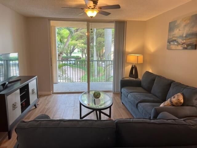 160 Yacht Club 206 Way, Unit 206, Hypoluxo, FL 33462 Photo