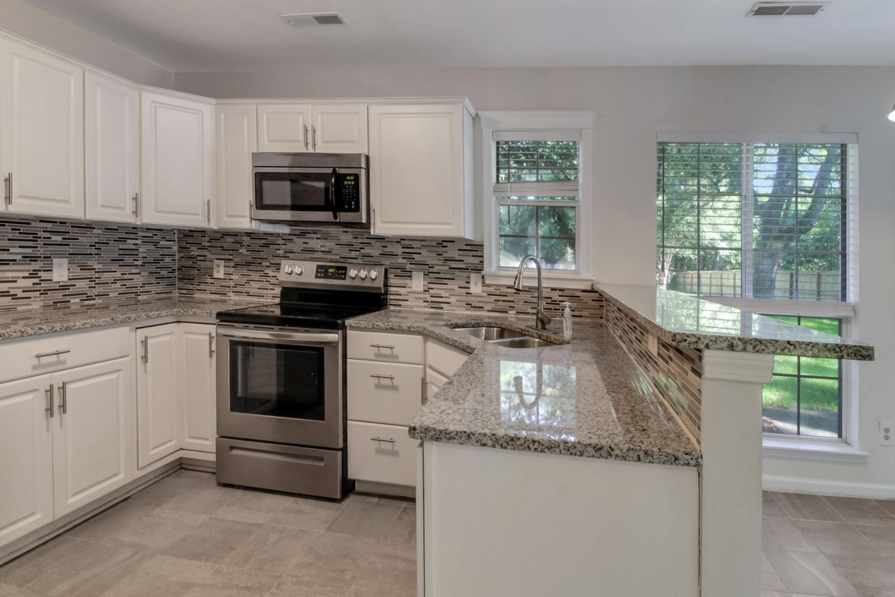 709 Black Oak Boulevard Photo 14