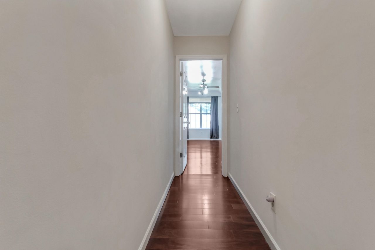 709 Black Oak Boulevard Photo 23