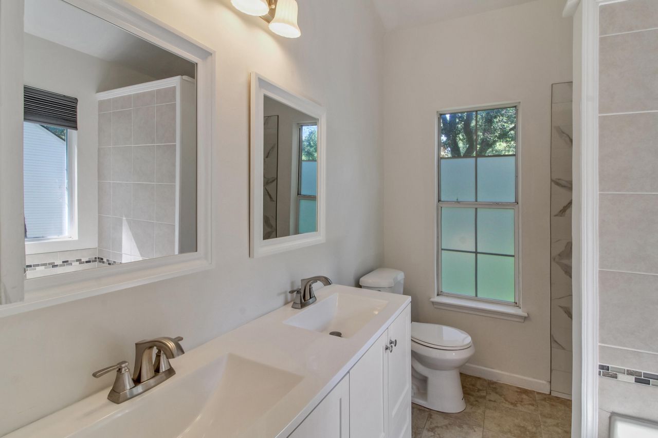 709 Black Oak Boulevard Photo 33